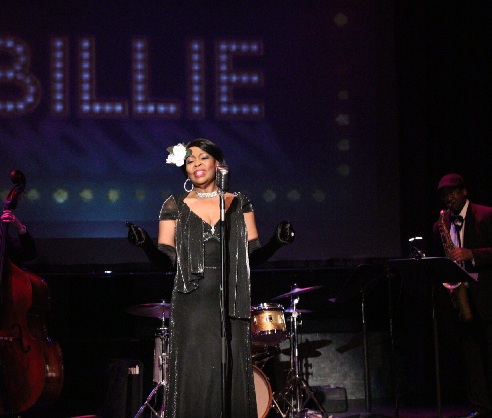 Synthia L. Hardy as Billie Holiday in "Billie! Backstage with Lady Day" Sept. 23 - photo credit Ted Leib