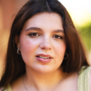 Isabella Headshot